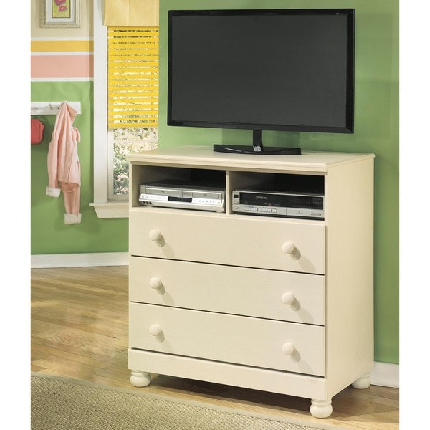 Ashley Cottage Retreat Cream Media Chest - image-2