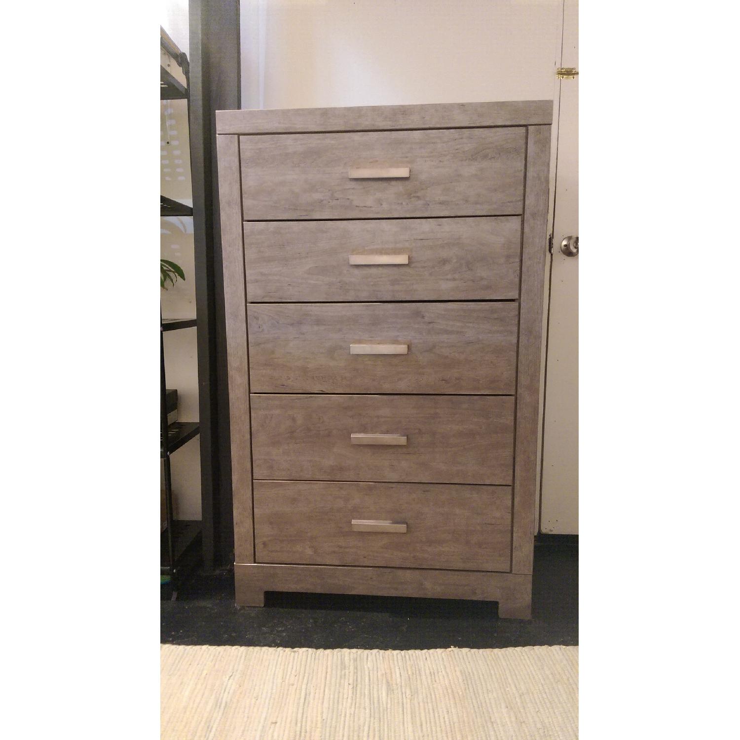 Beachcrest Home Rosen Wooden Dresser - image-2