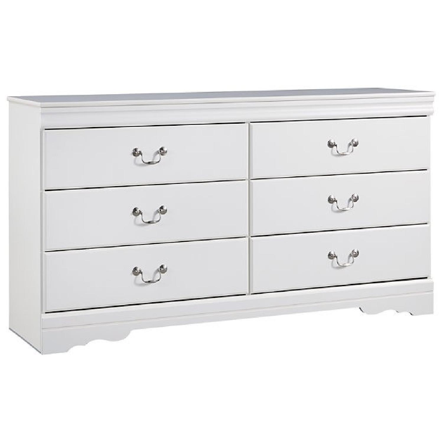 Rustic White 6Drawer Dresser AptDeco