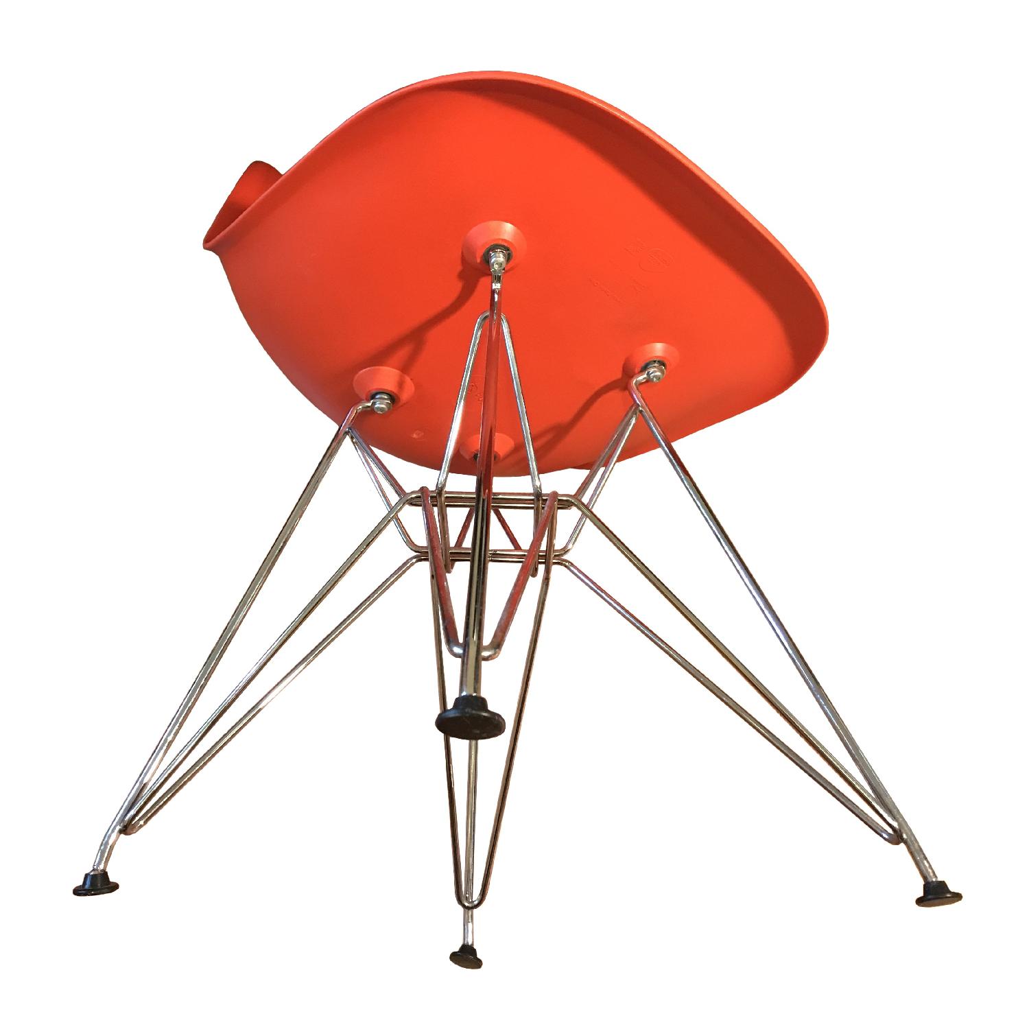 Herman Miller Eames Vitra Plastic Side Chair - image-5