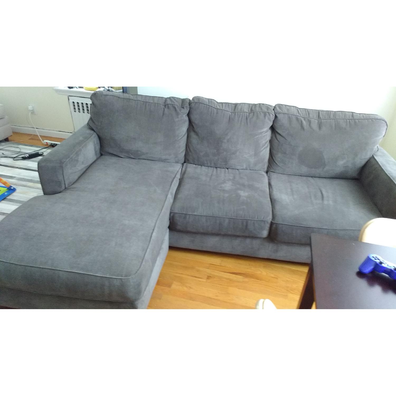 Ashley Hodan Chaise Sectional Sofa - image-4