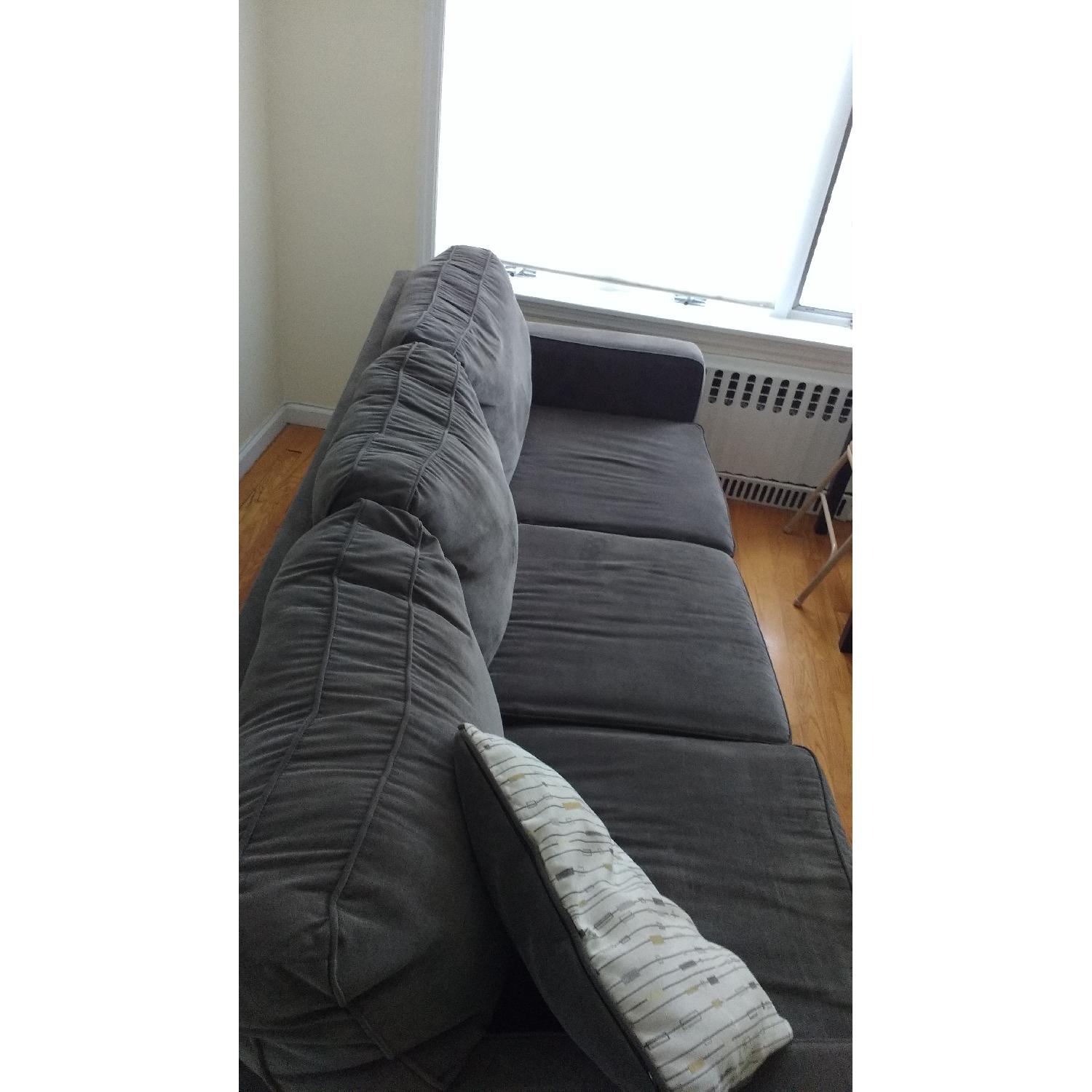 Ashley Hodan Chaise Sectional Sofa - image-7