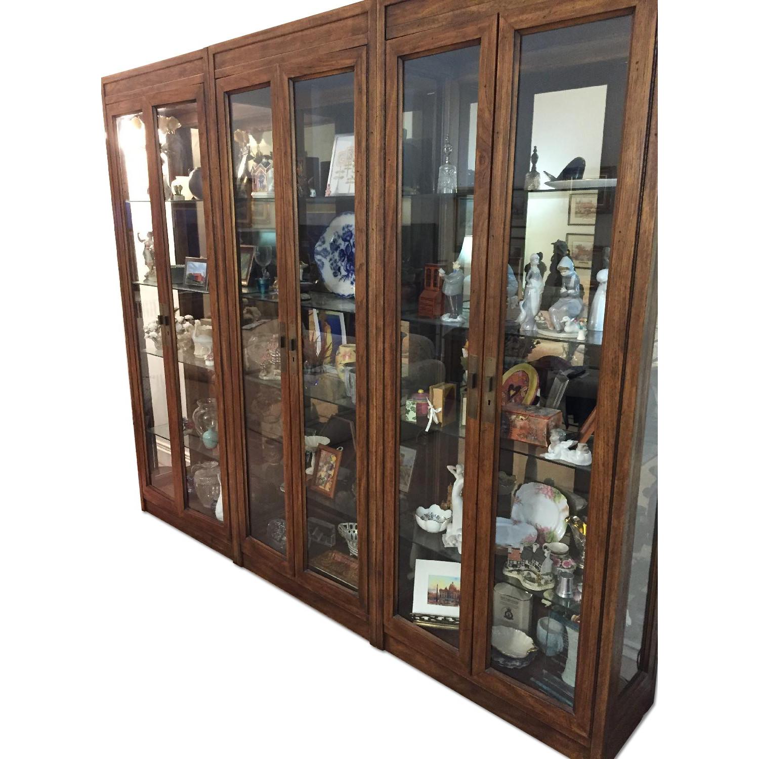 Drexel Mid-Century Lighted Display Curio Cabinet - image-4