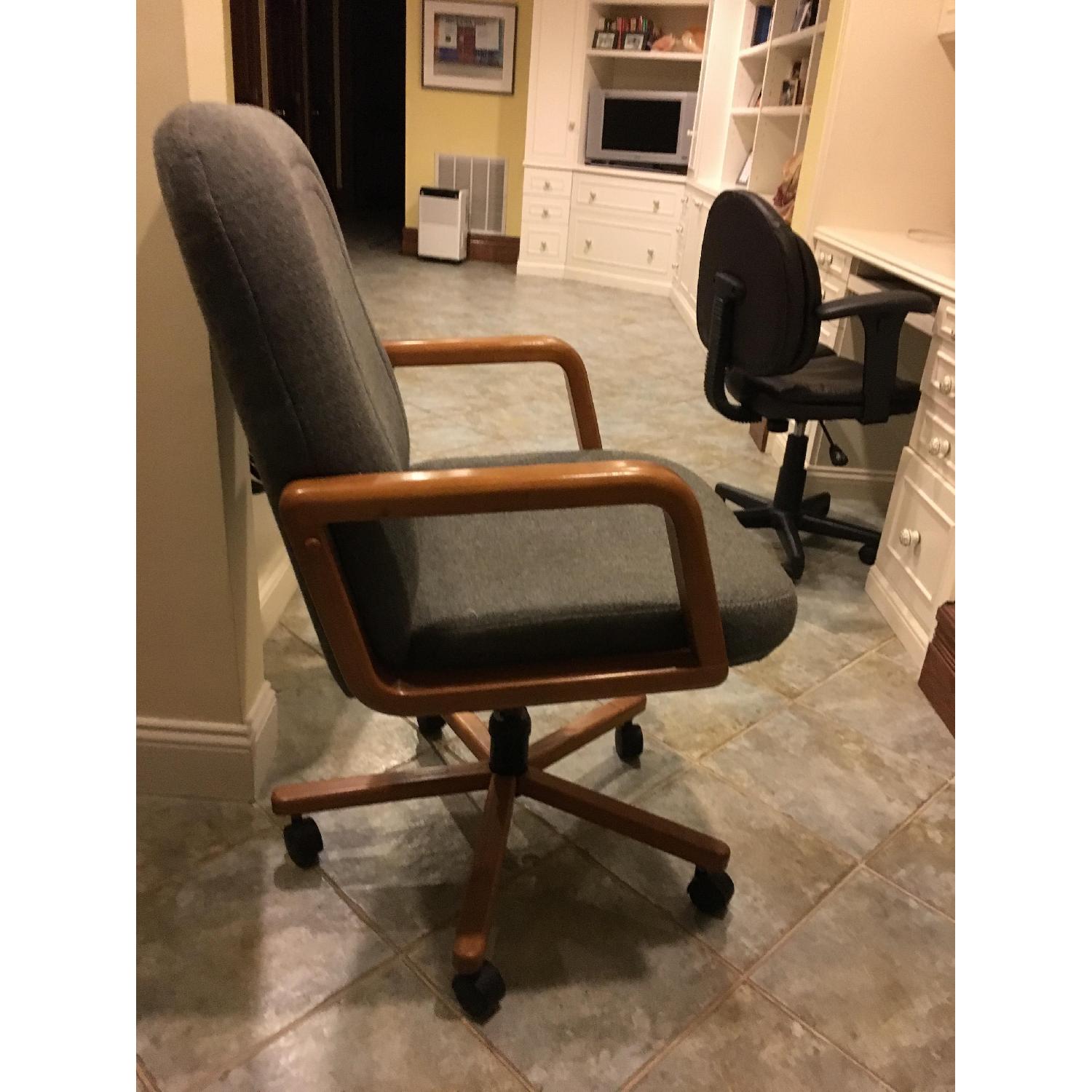 Black Desk Chair - image-7