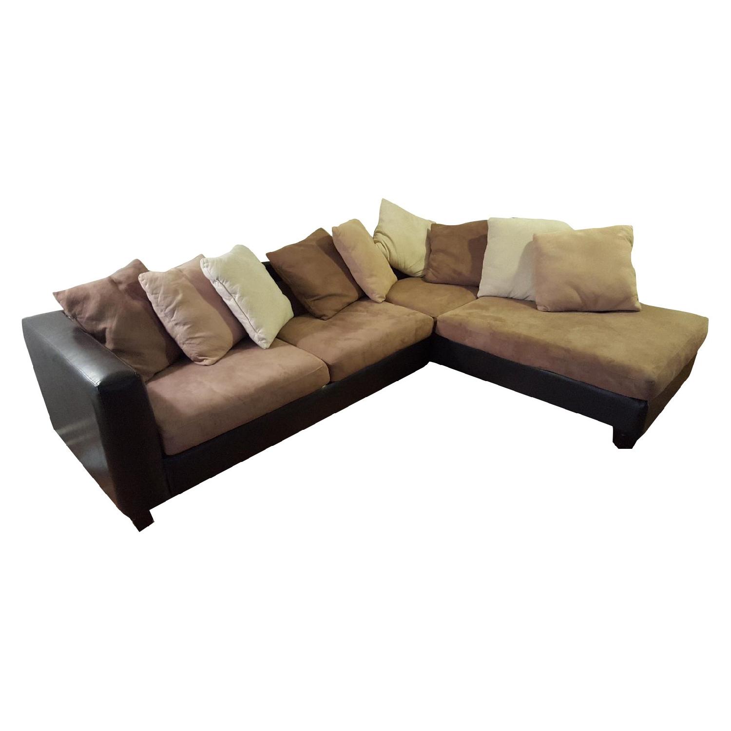 Jennifer Convertibles L Shaped Sofa w/ Queen Bed Pull Out AptDeco