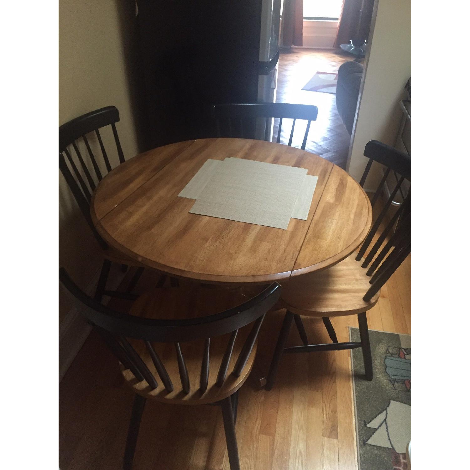 Raymour & Flanigan Small Circular Dining Table w/ 4 Chairs - image-1