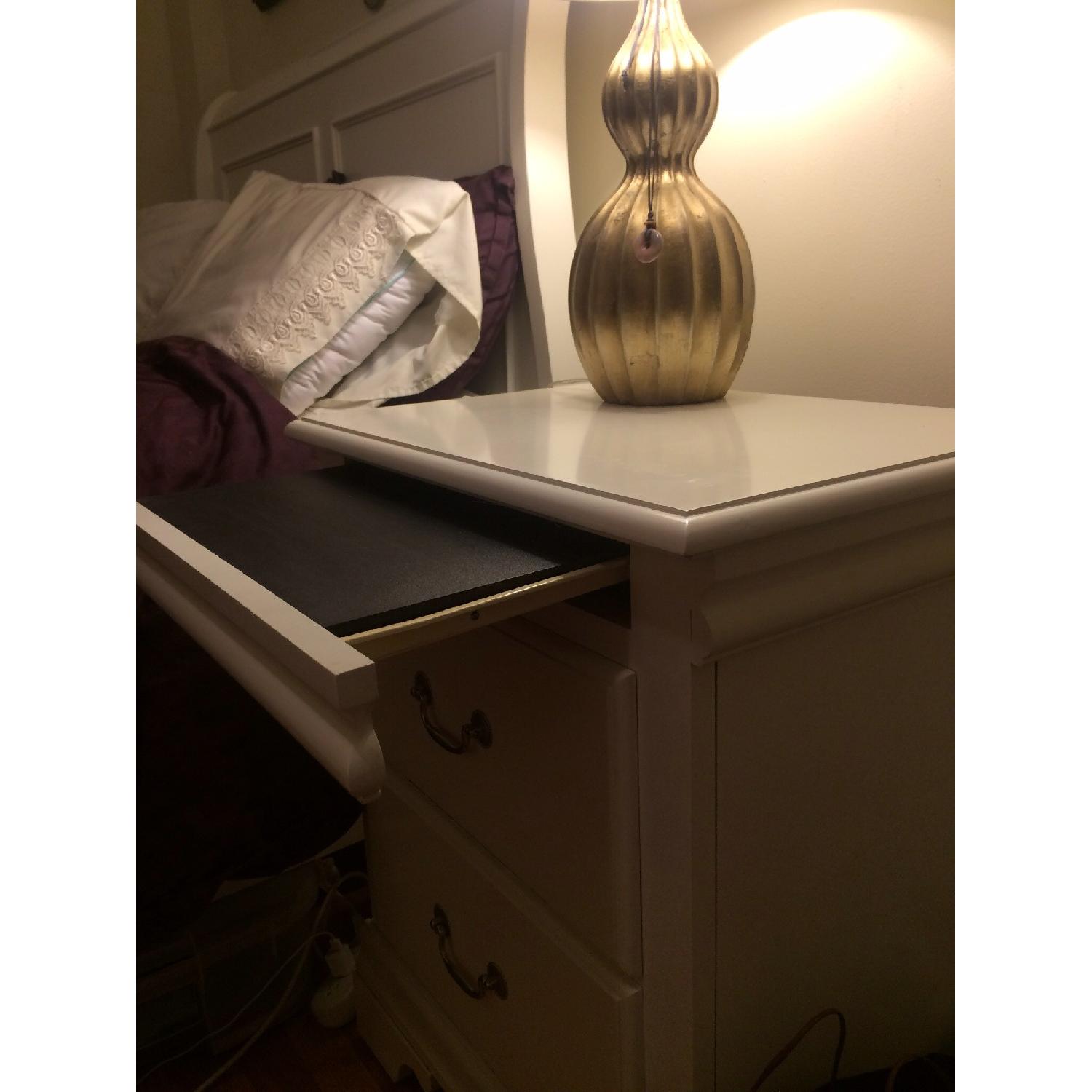 Bob's Furniture Louie Full Bedroom Set AptDeco