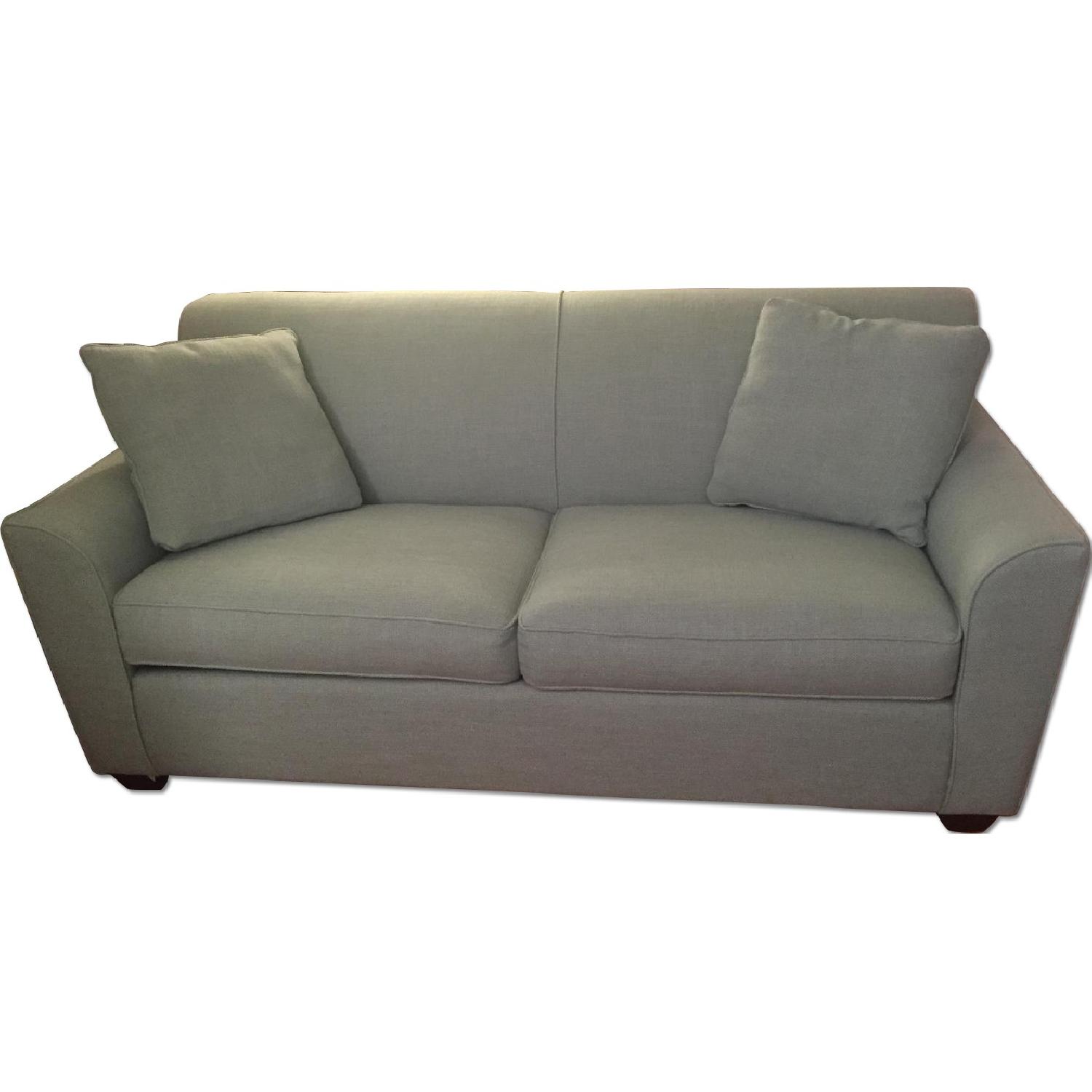 Jennifer Convertibles Sofa w/ Full Size Pull Out AptDeco