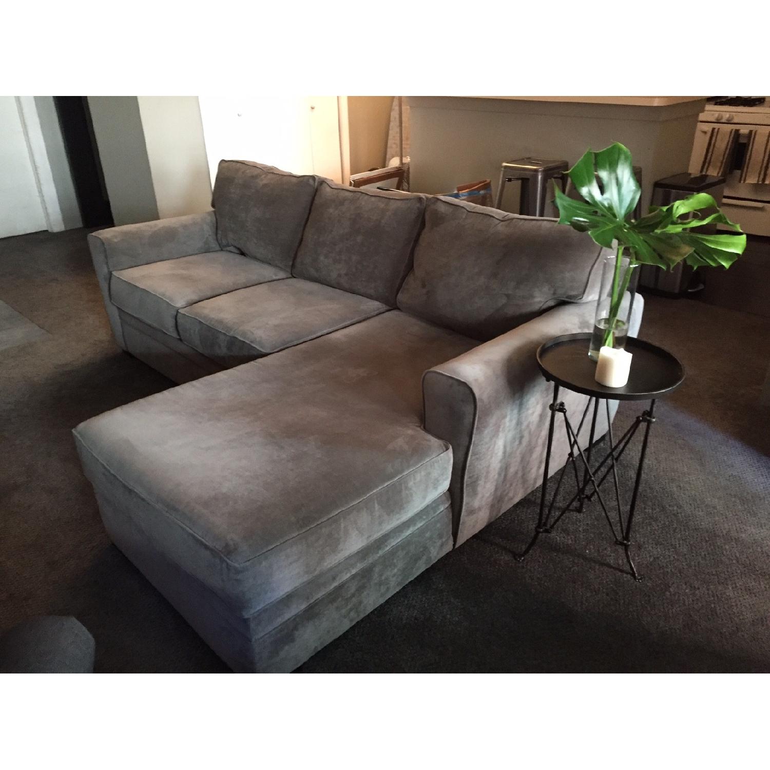 Raymour & Flanigan Artemis II Sectional w/ Left Arm Chaise - AptDeco