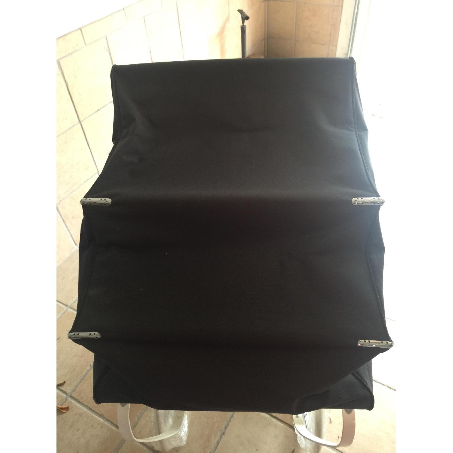 Silver Cross Balmoral Classic Pram - image-1