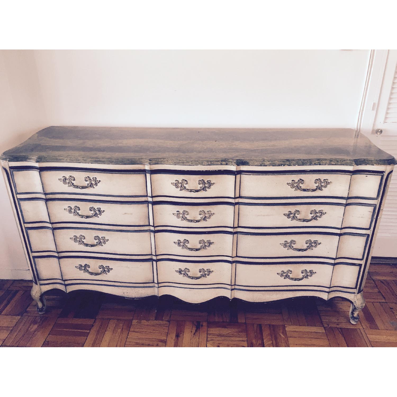 Stratford House Fine Furniture Antique Bedroom Set - image-4