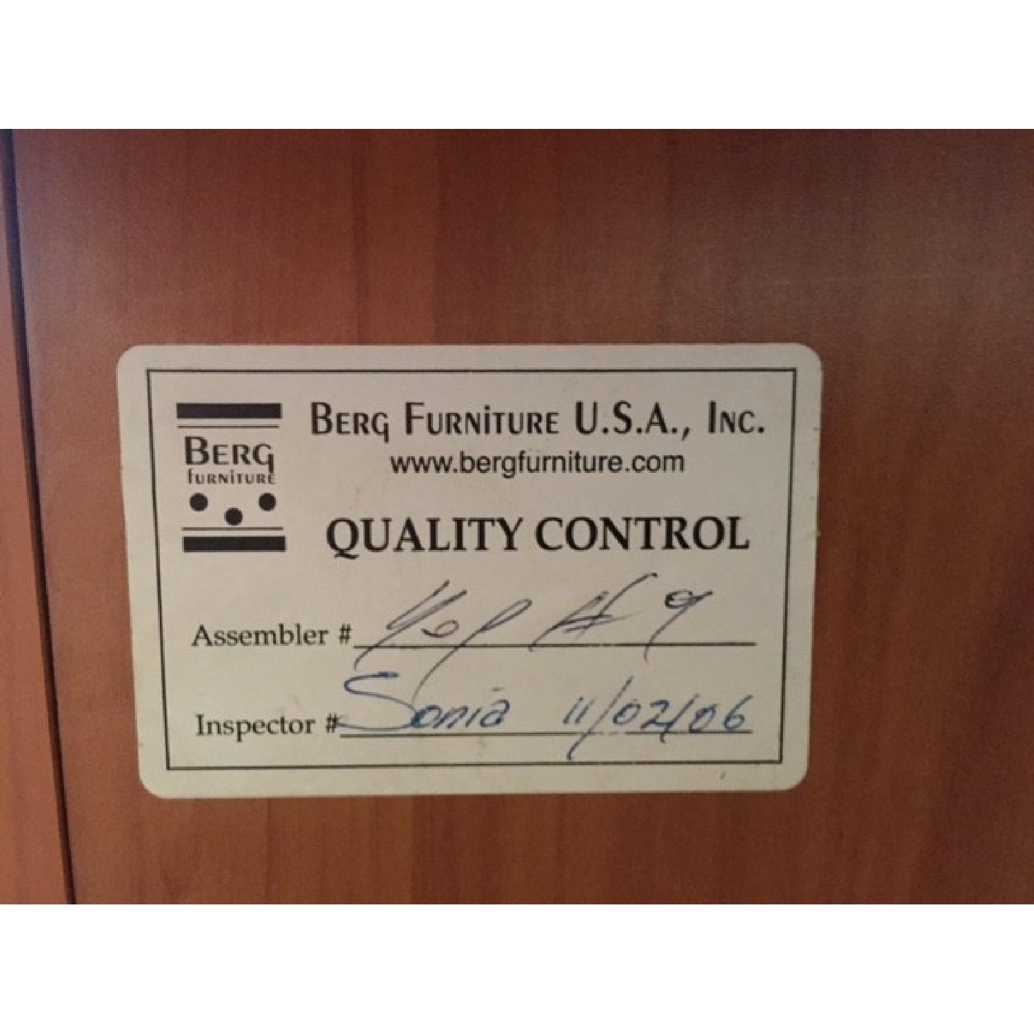 Berg Furniture Storage Bed - image-4