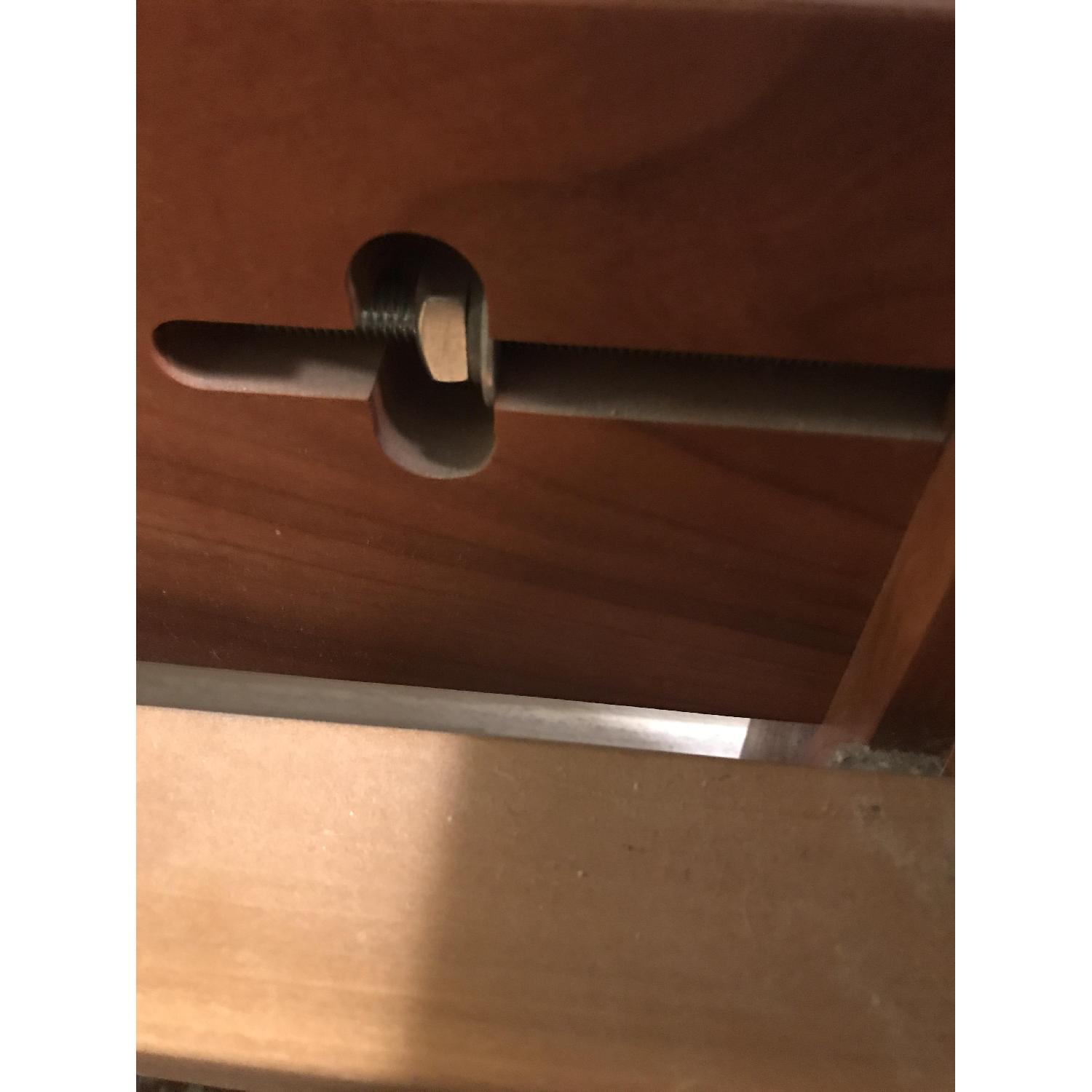 Scott Jordan Willoughby Queen Bed - image-6