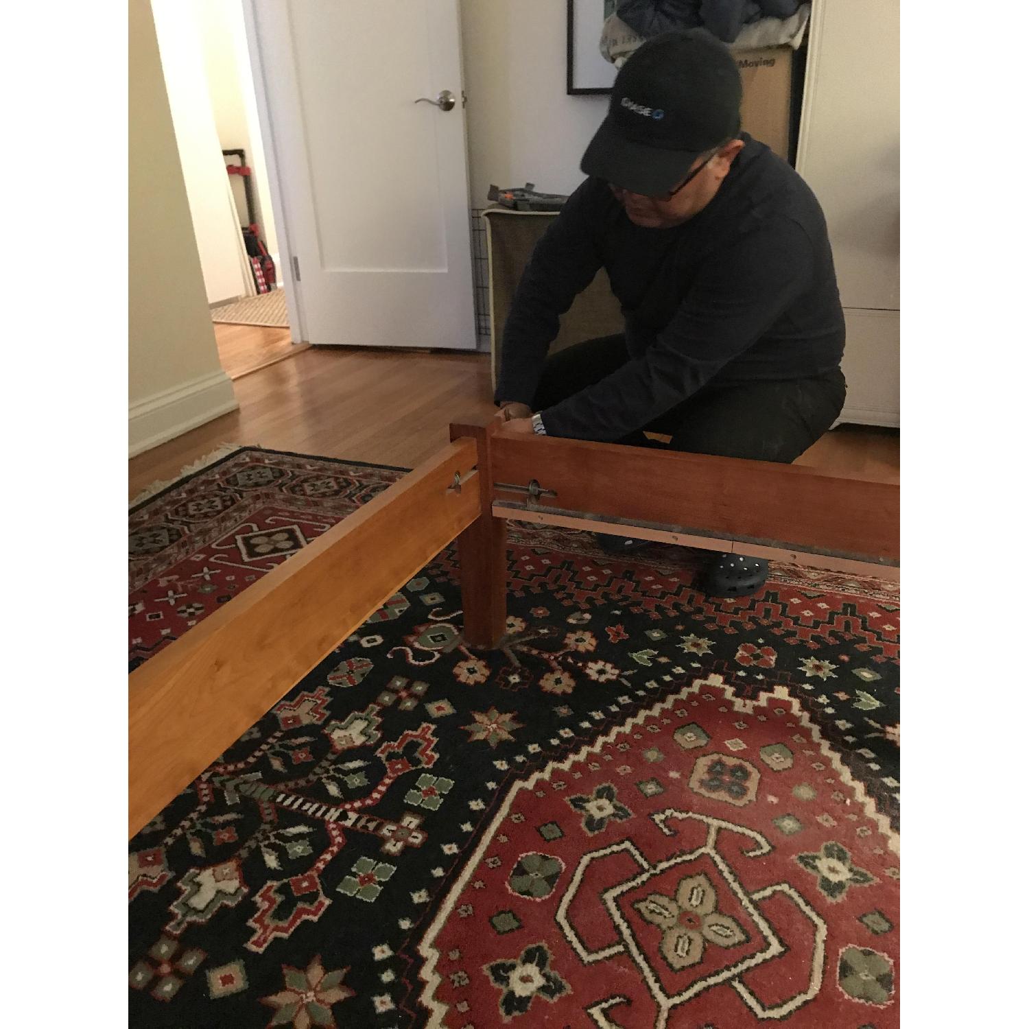 Scott Jordan Willoughby Queen Bed - image-10