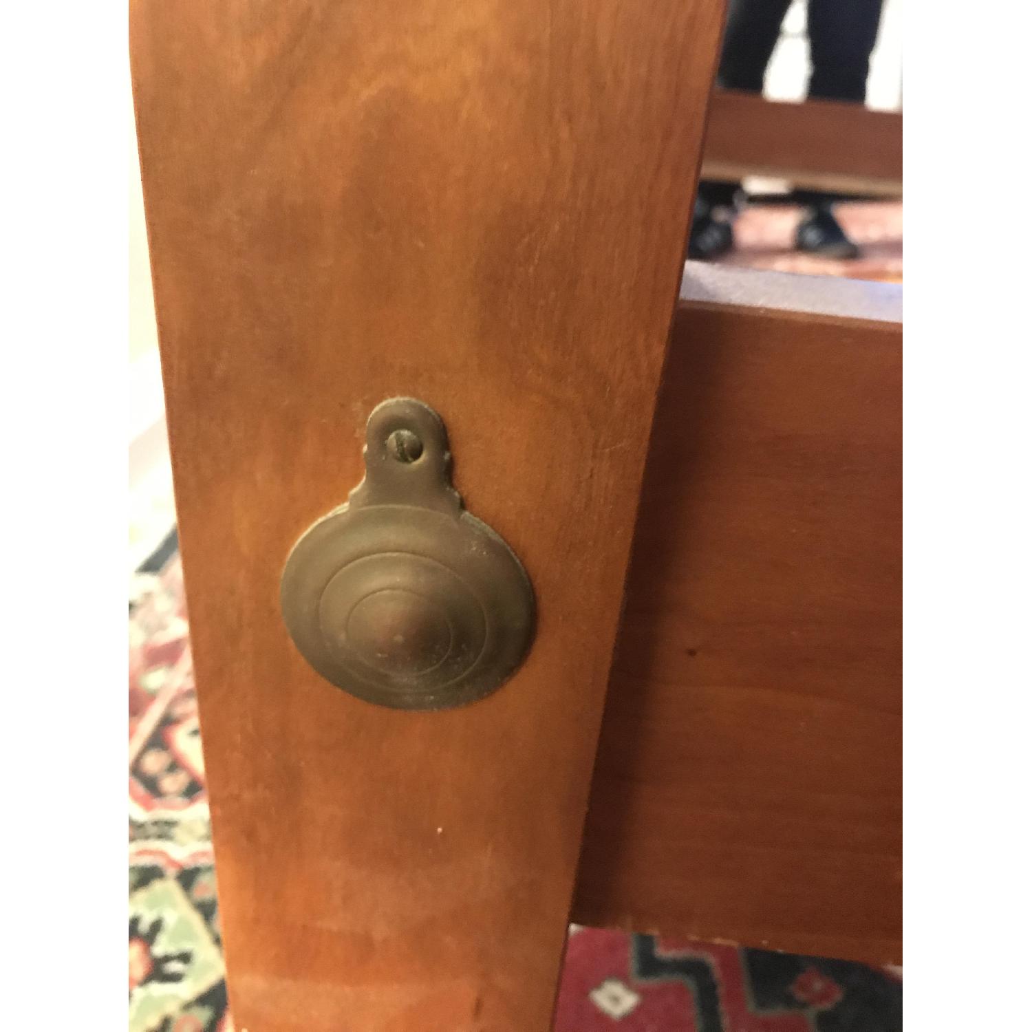 Scott Jordan Willoughby Queen Bed - image-19