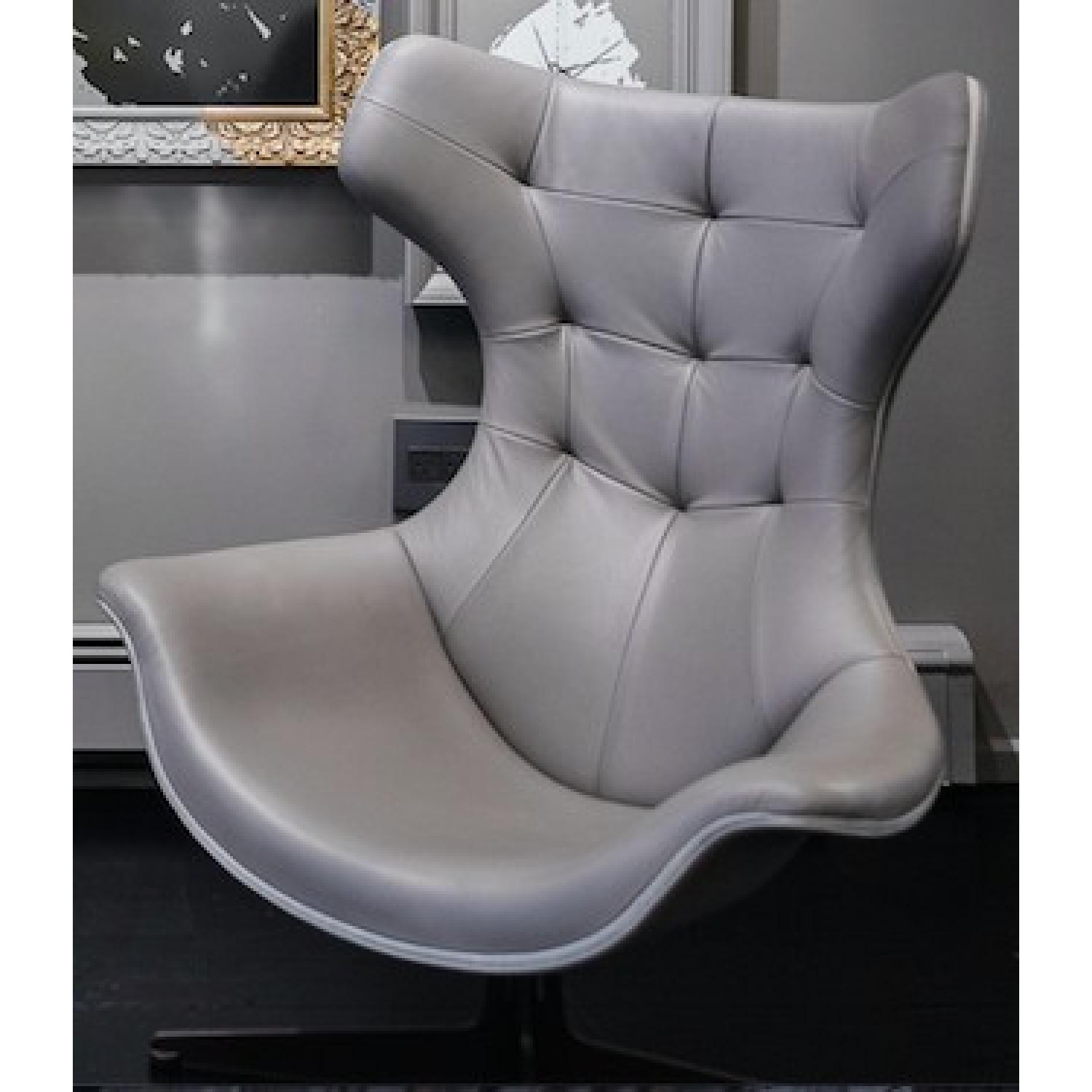 Poltrona Frau Regina II Armchair - image-1