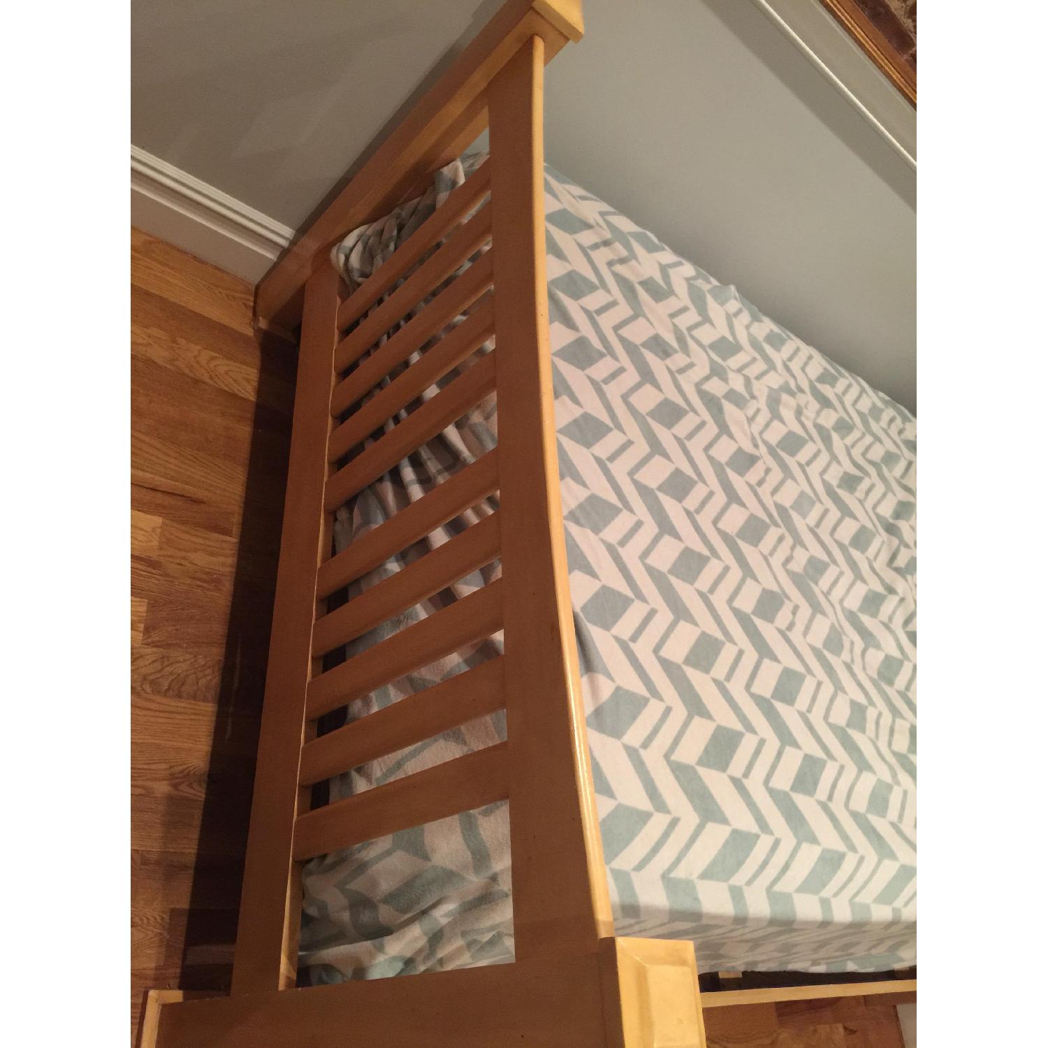 Raymour & Flanigan 2Piece Full Size Bedroom Set AptDeco