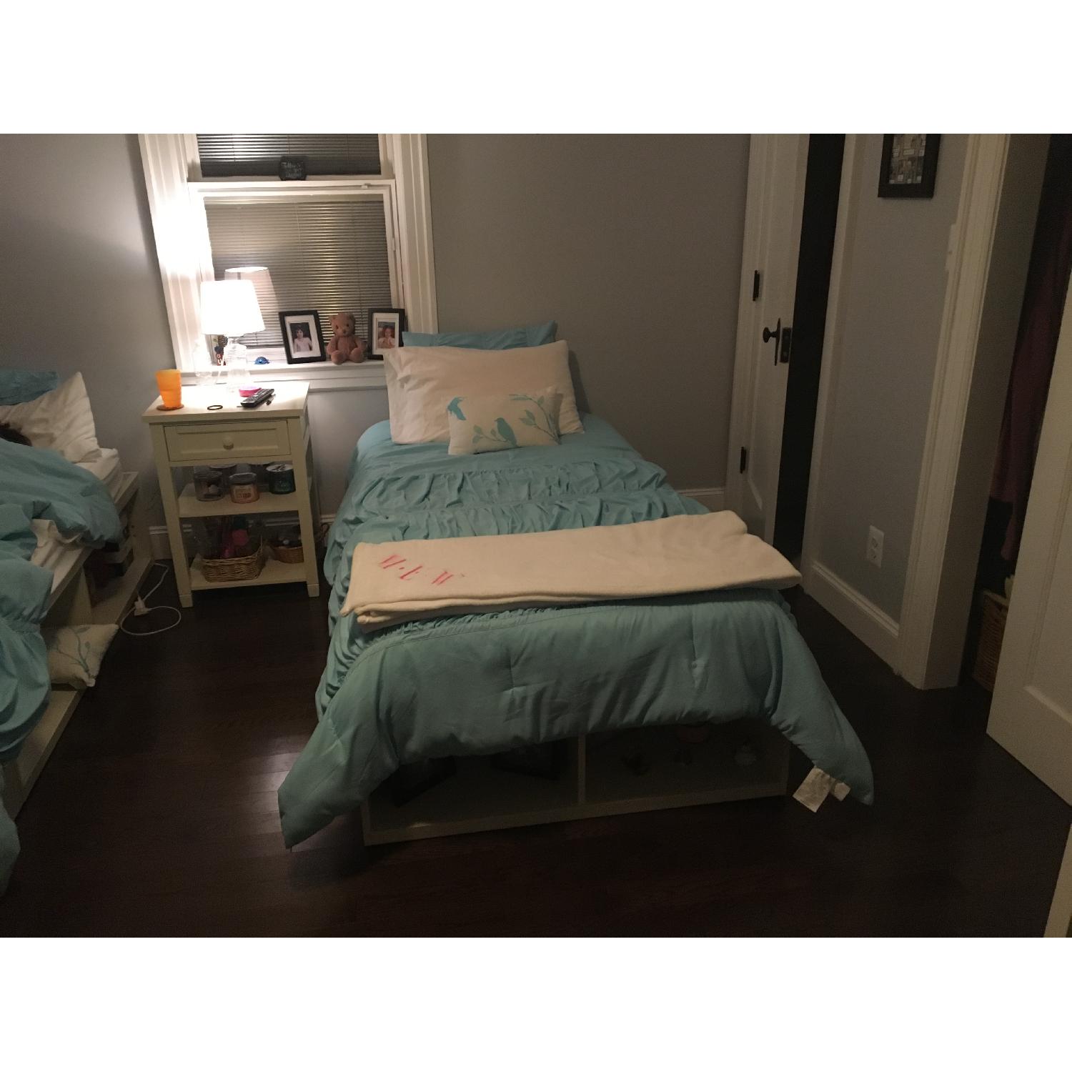 Pottery Barn Store It Twin Bed AptDeco