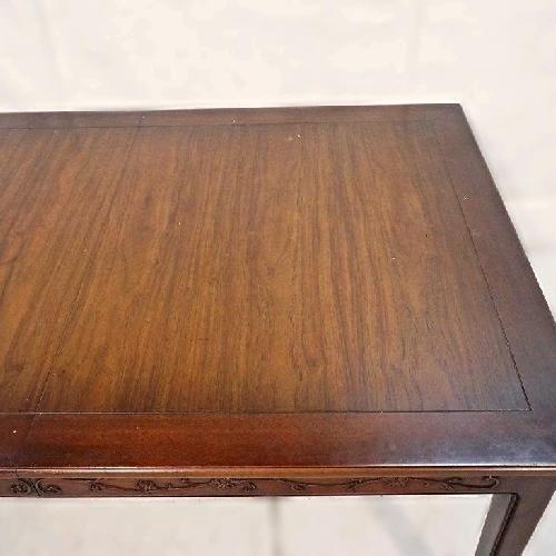 Henredon Signed Carved Mahogany Dining Table w/ 2 Leaves