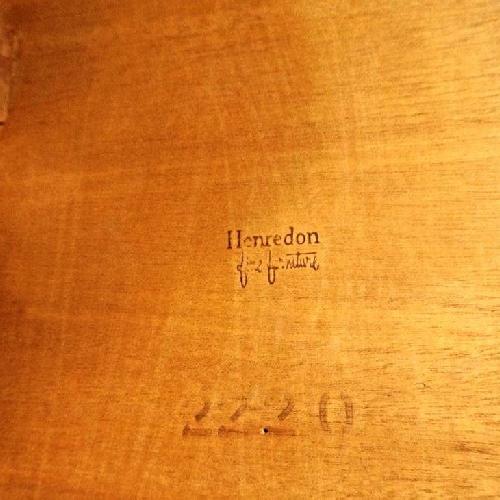 Henredon Signed Carved Mahogany Dining Table w/ 2 Leaves