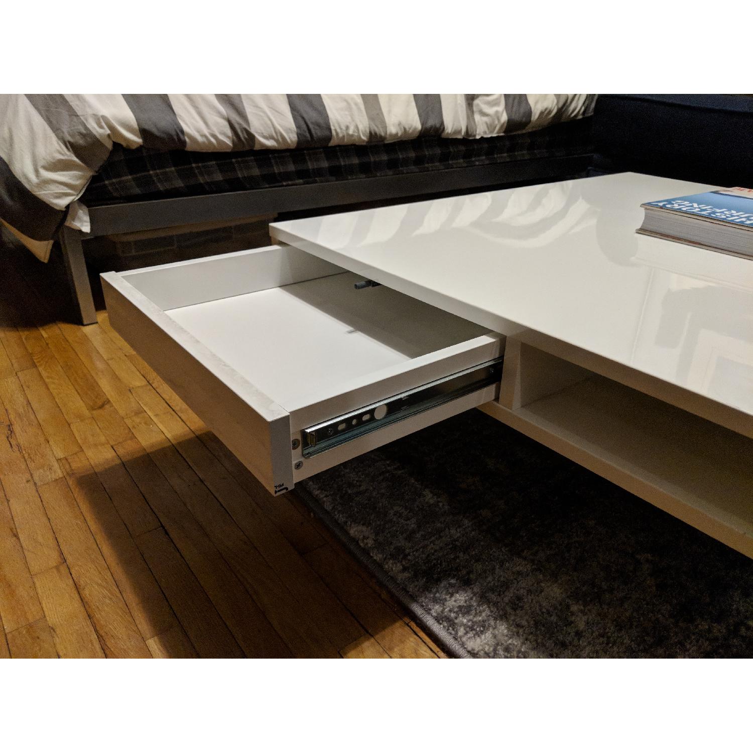 Modern White Square Coffee Table - AptDeco