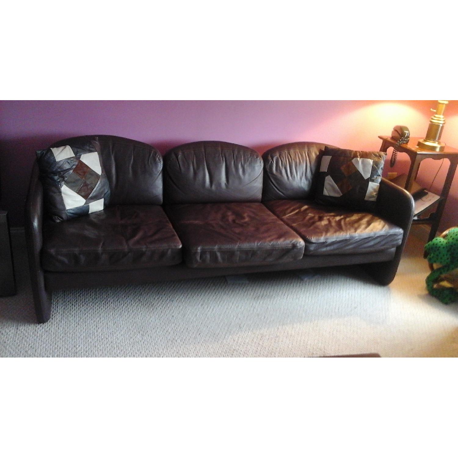 Mueller Furniture 1987 Burgundy Leather Sofa - image-8