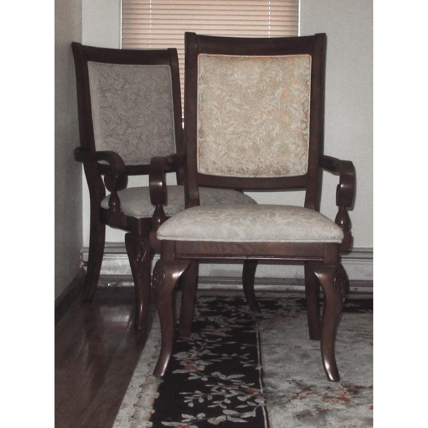 Raymour & Flanigan Mahogany Dining Table w/ 6 Chairs - AptDeco