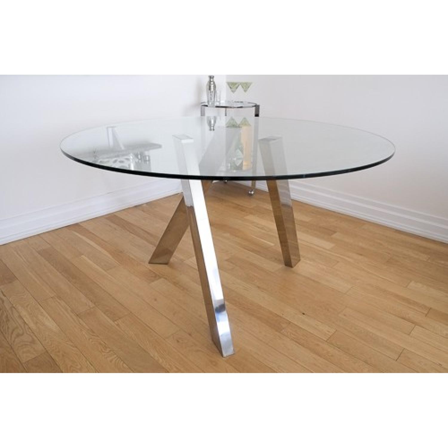 Modani Round Glass/Chrome Modern Dining Table AptDeco