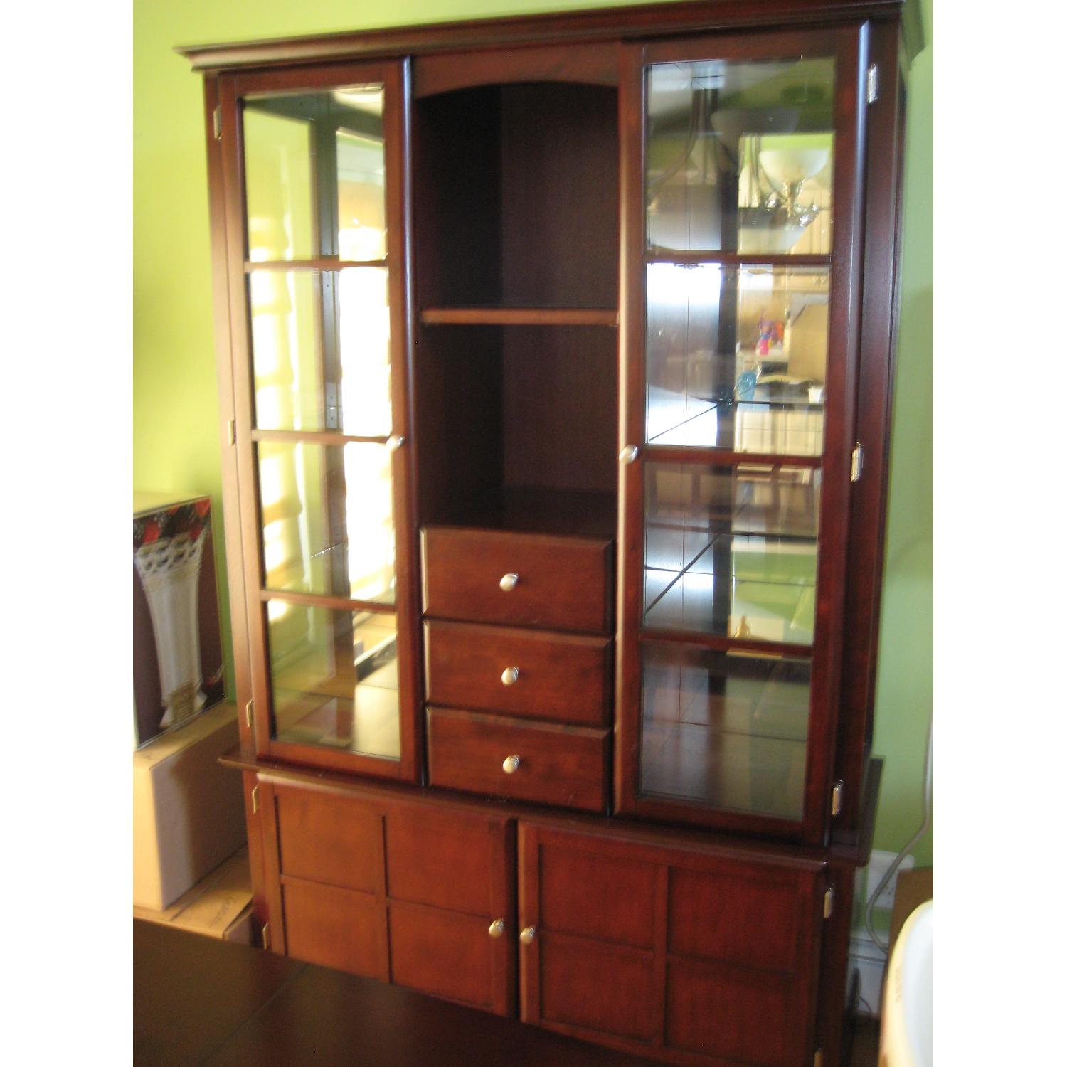 Levitz Furniture 6 Piece Expandable Dining Set - image-3