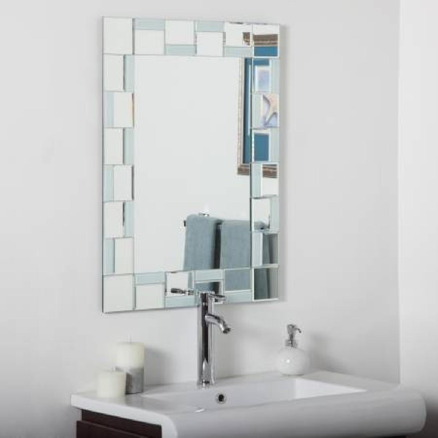 Decor Wonderland Quebec Rectangular Bathroom Wall Mirror - image-5