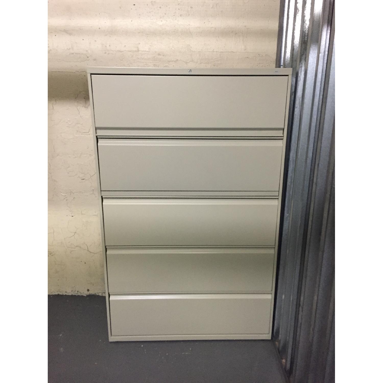 Hon Brigade 800 Series Lateral Filing Cabinet - image-1