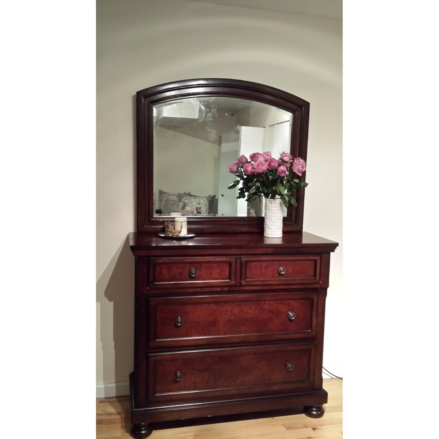 Ashley's Porter Media Chest/Dresser - image-5