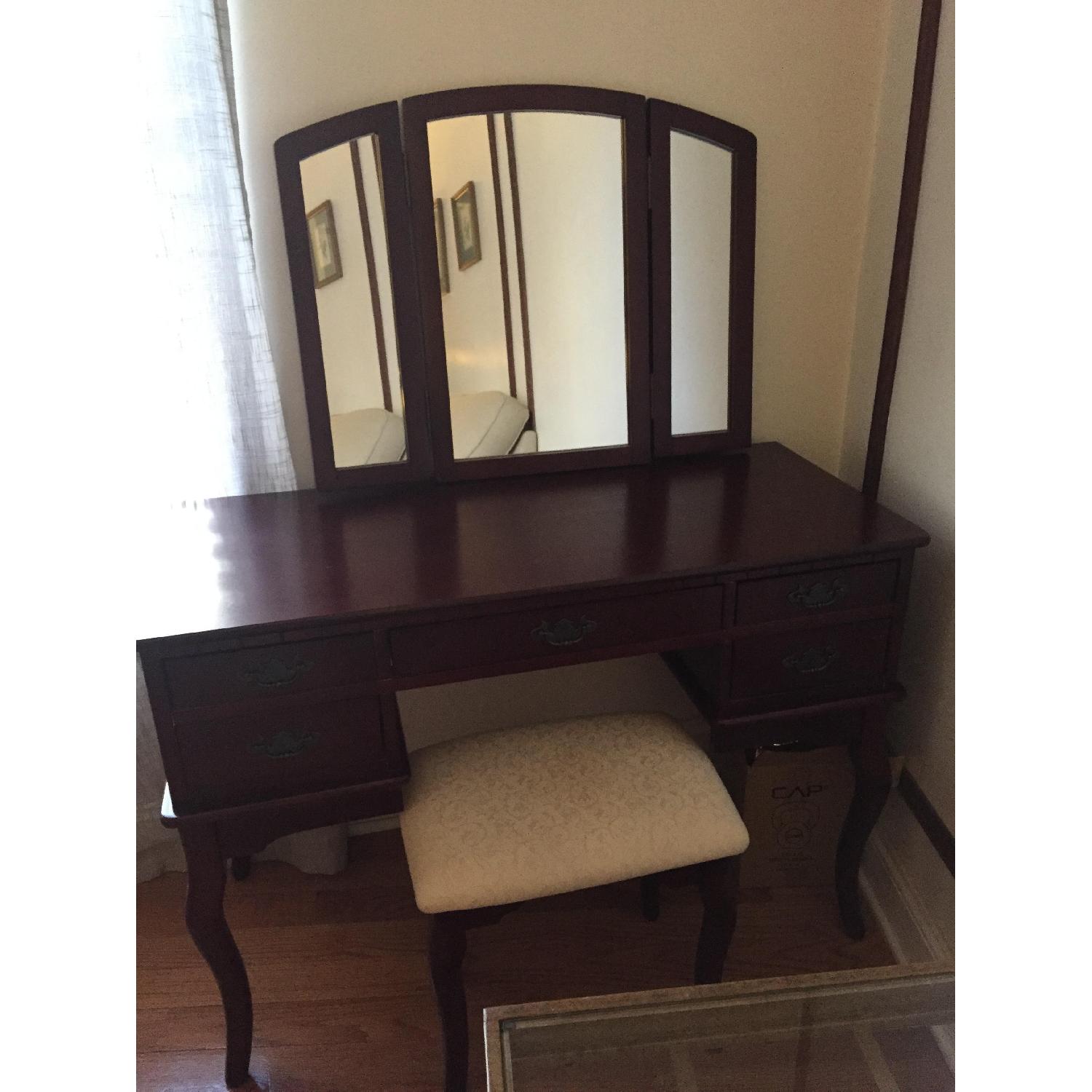 Bedroom/Bathroom Vanity - image-1