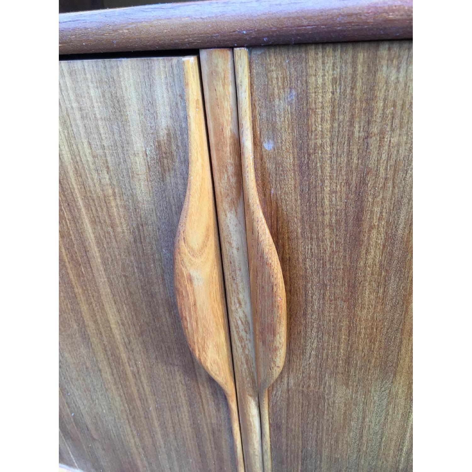 Stanley Furniture Mid-Century Modern Kitchen Hutch - image-6