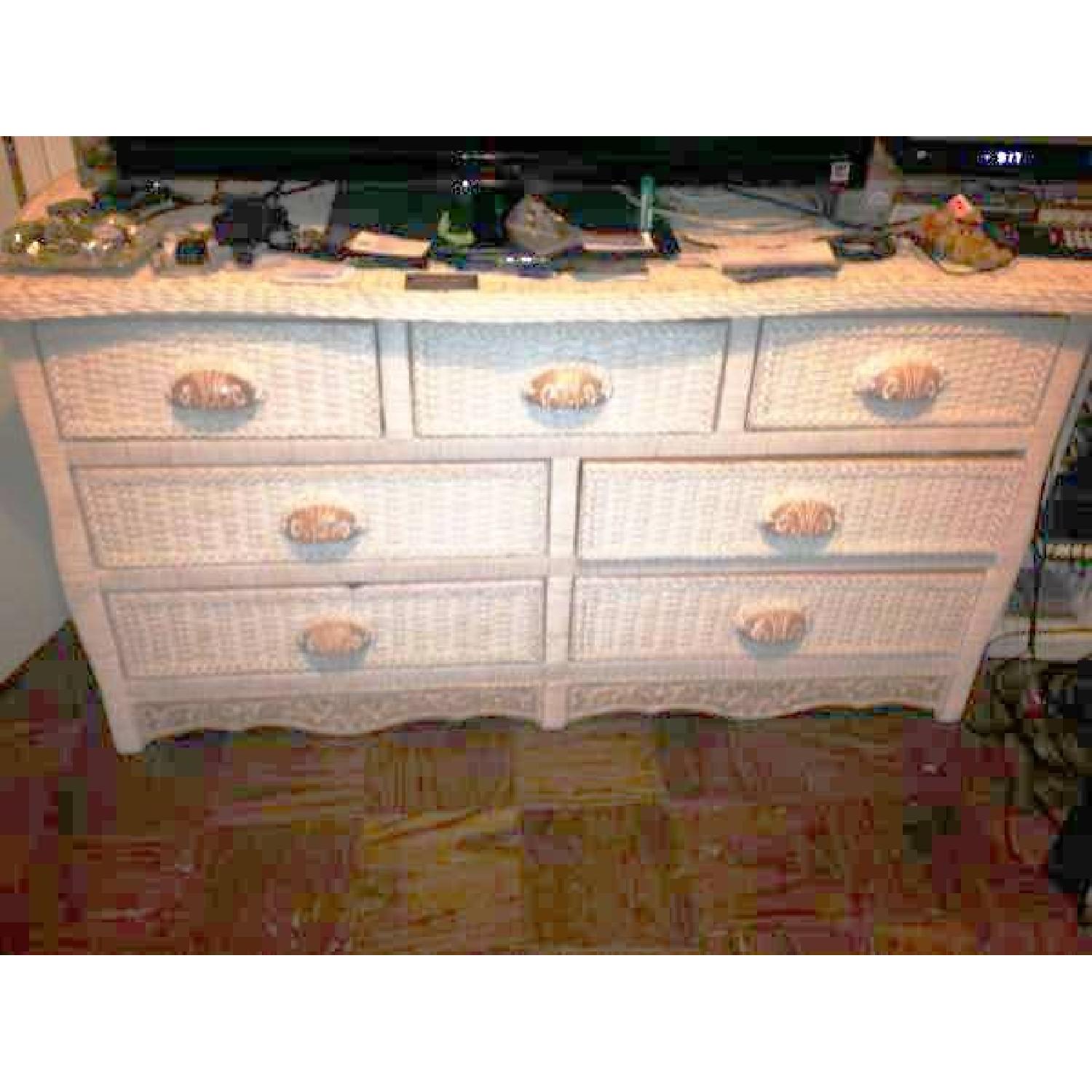 Pier 1 White Wicker 3 Piece Bedroom Furniture Set AptDeco
