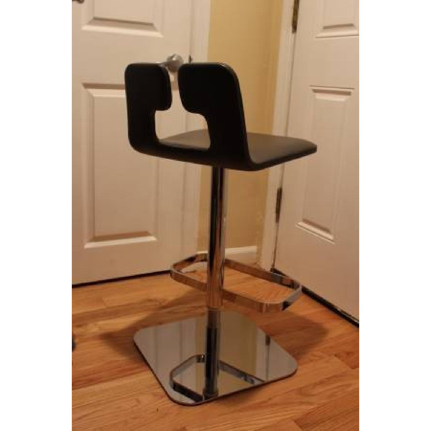 Poltrona Frau Alo Revolving Stools - Pair - image-2