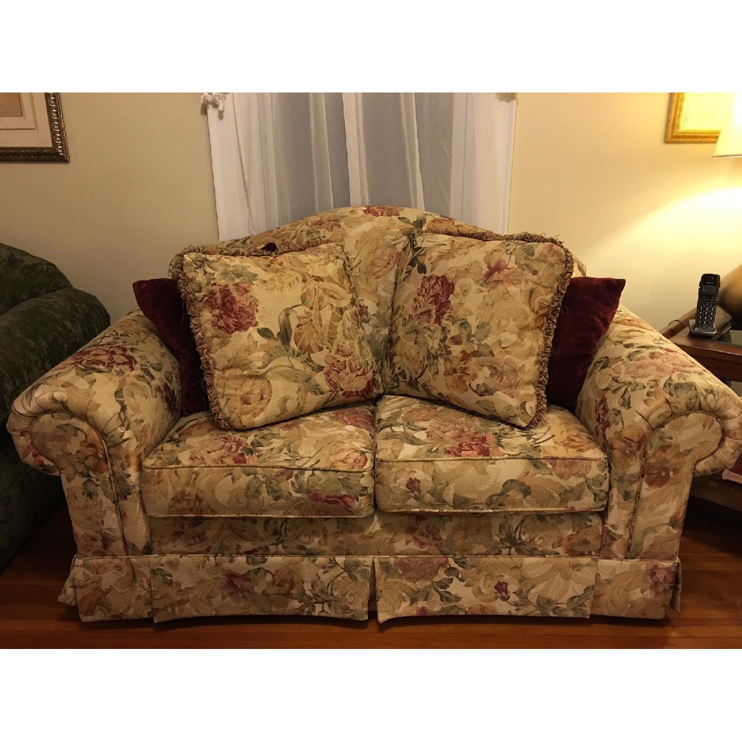 Thomasville 3 Piece Living Room Set - image-1