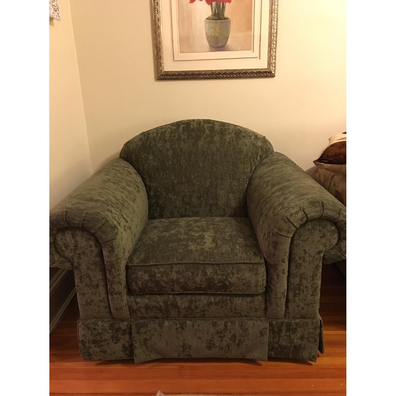 Thomasville 3 Piece Living Room Set - image-3