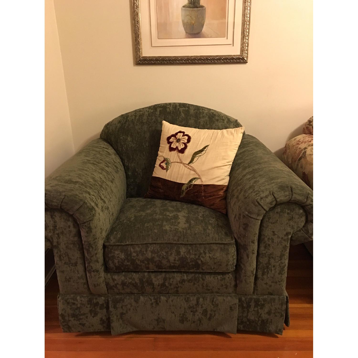 Thomasville 3 Piece Living Room Set - image-4