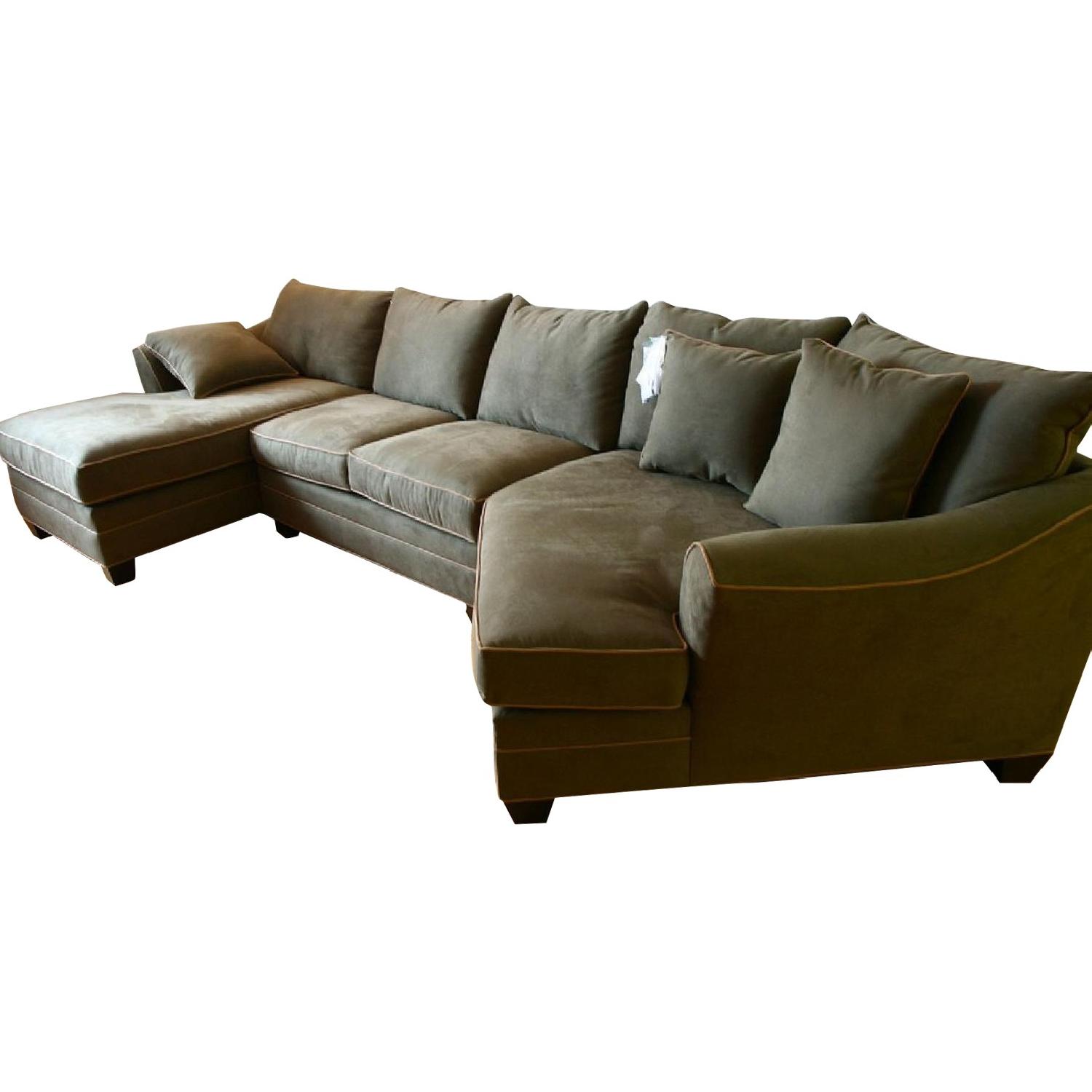 Raymour & Flanigan Forest Hill 3Piece Microfiber Sectional Sofa AptDeco