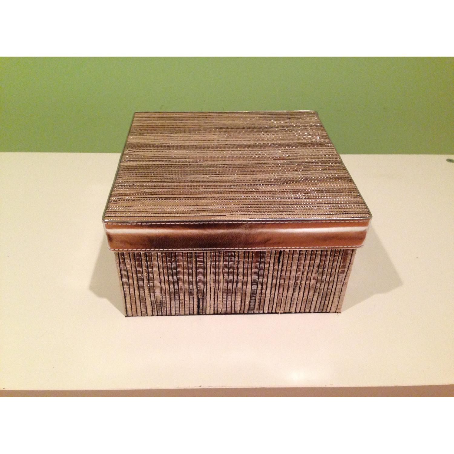 Balinese Handicrafts Llang Lilang Root Square Box - image-1