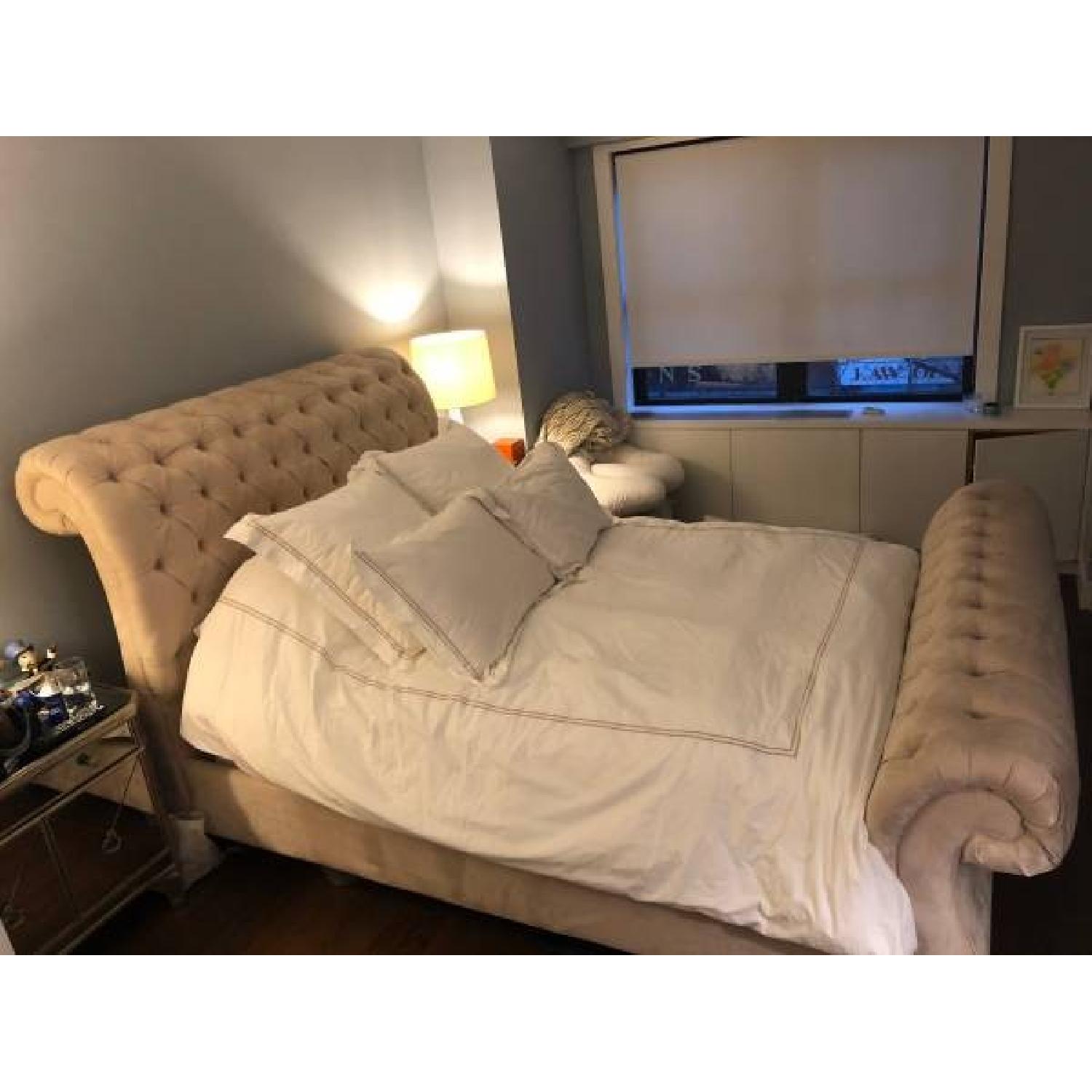 Z Gallerie Victoria Queen Size Sleigh Bed - image-3