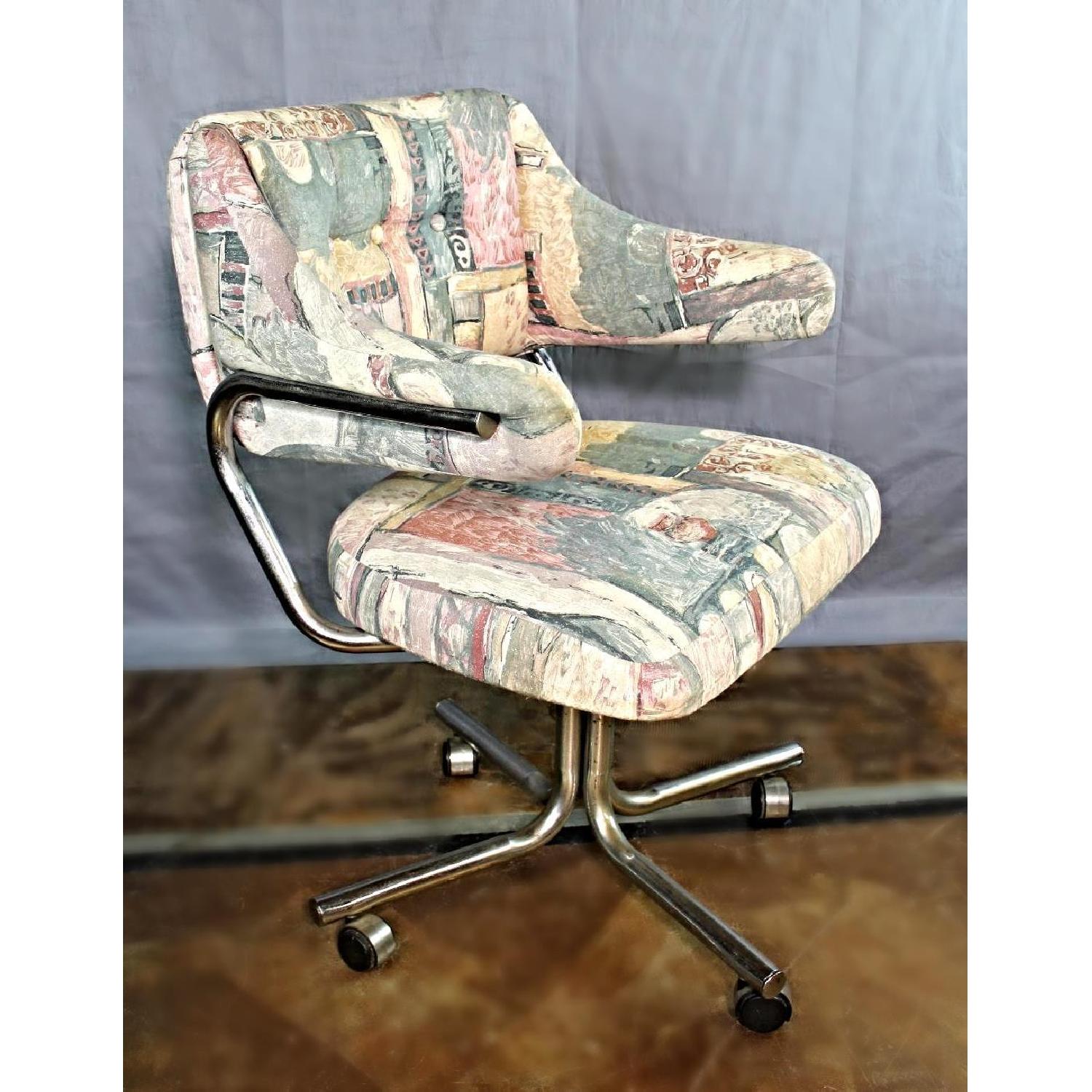 Mid Century Modern Swivel Office/Lounge Club Chair - image-8