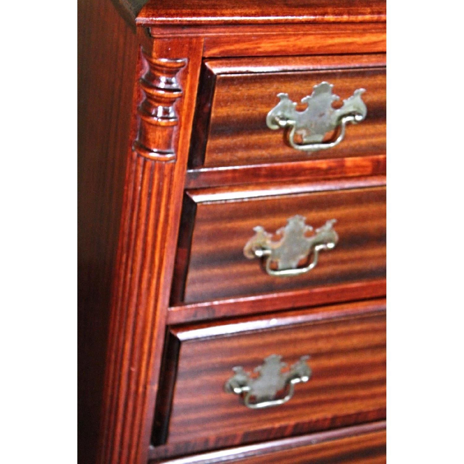 Chippendale Mahogany 5-Piece Bedroom Set - image-7