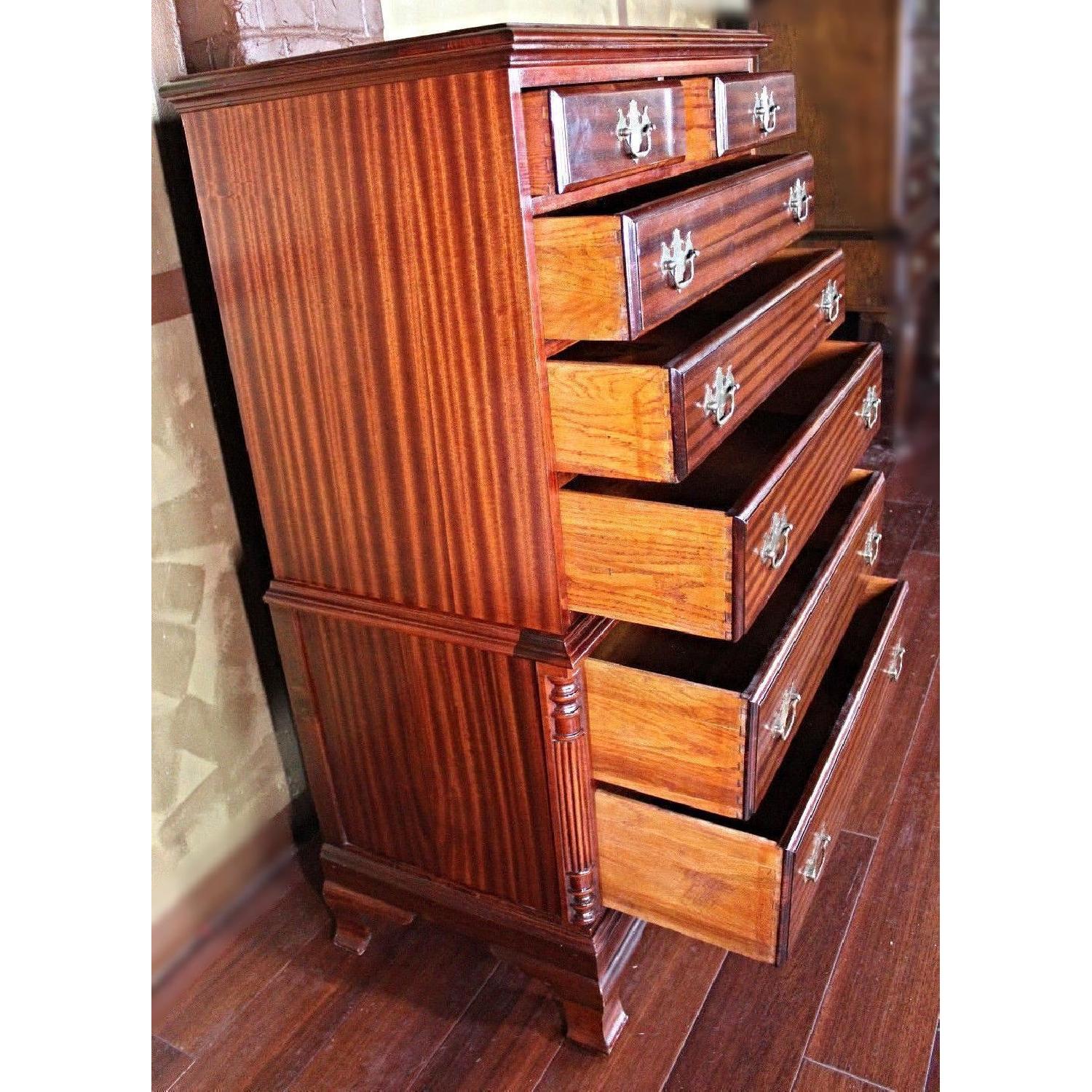 Chippendale Mahogany 5-Piece Bedroom Set - image-8