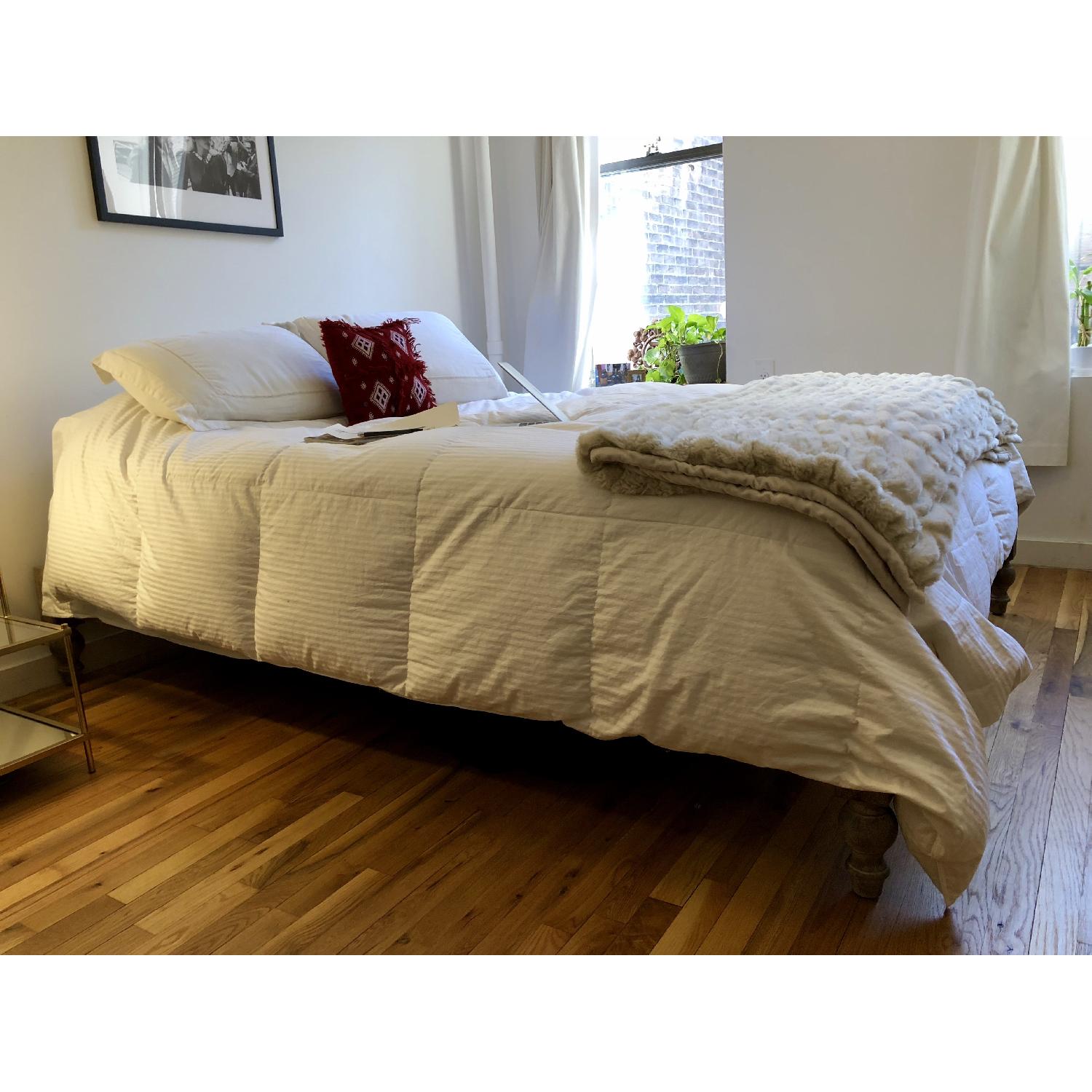 Pottery Barn Astoria Turned Leg Platform Bed AptDeco