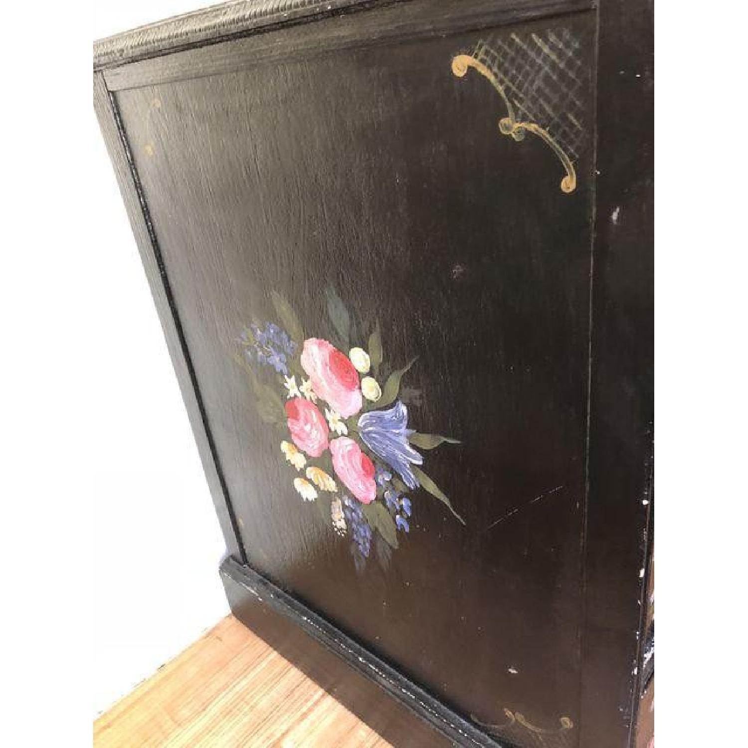 Vintage Traditional Executive Desk - image-4