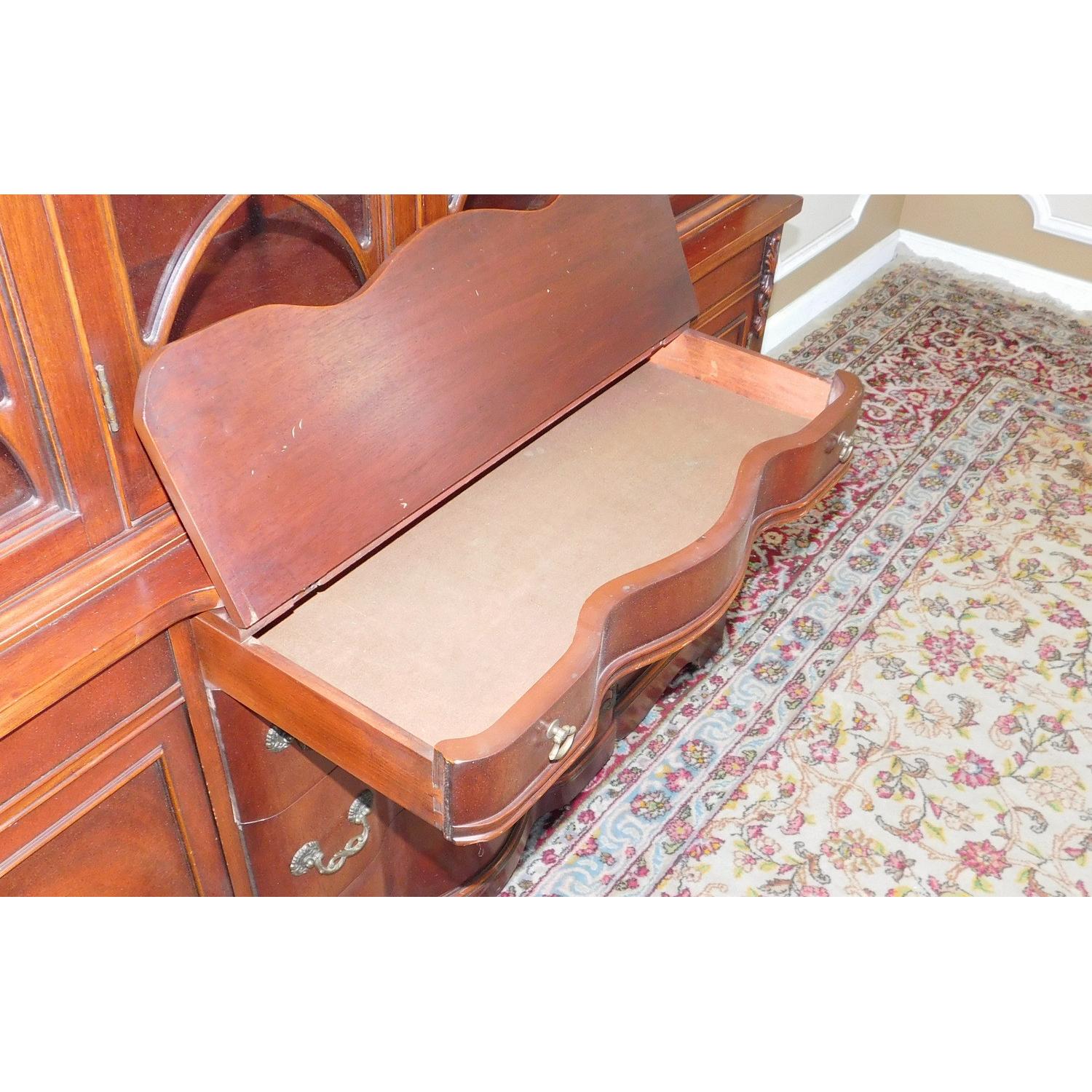 1950s Mahogany Bubble Glass Dining Room China Cabinet - image-4