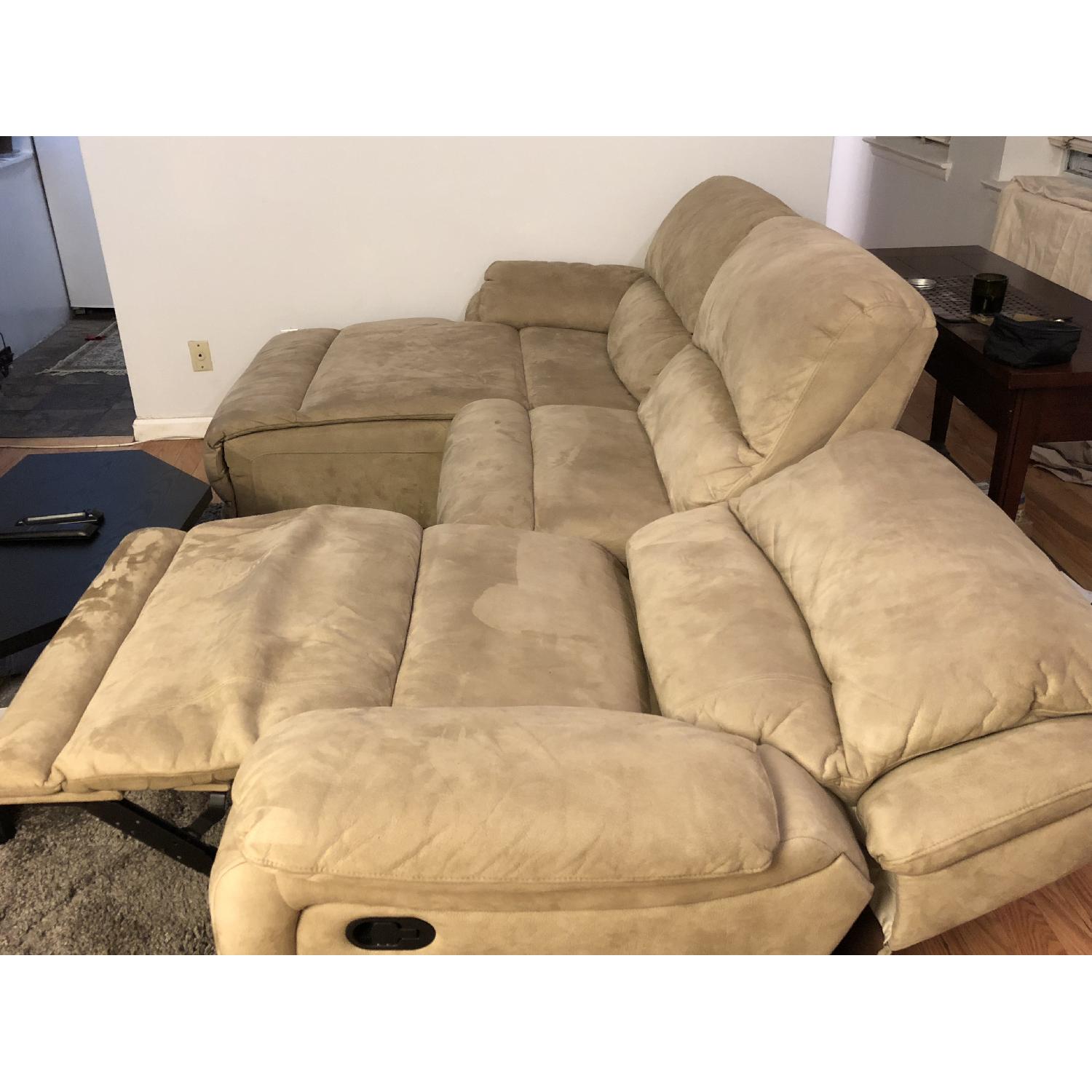 Raymour & Flanigan Mackenzie Reclining Sectional Sofa - image-3