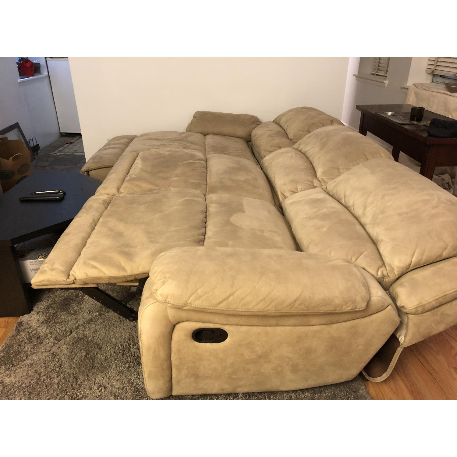 Raymour & Flanigan Mackenzie Reclining Sectional Sofa - image-4